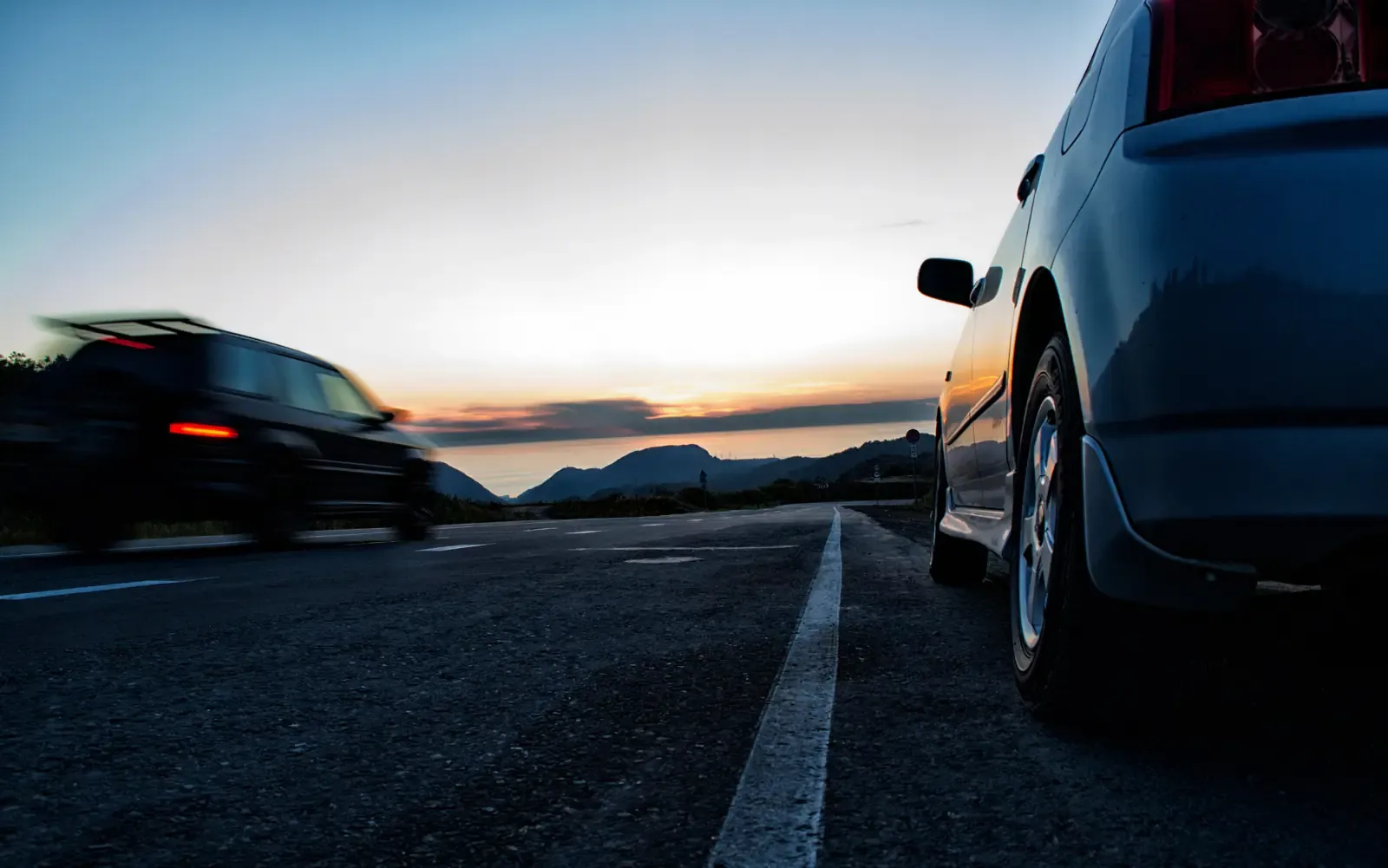 Carretera al atardecer